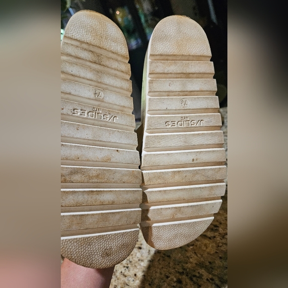 J/SLIDES Rosey 40MM Metallic Chunky Platform Sandals In Gold. Size 7.5 - Picture 7 of 16